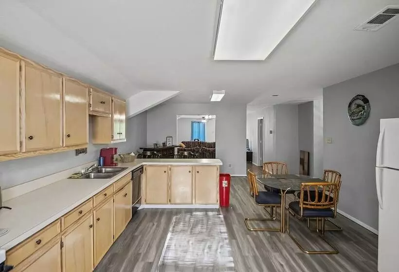 ホテル Axtons Bass City Resort