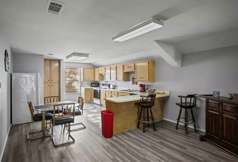 ホテル Axtons Bass City Resort