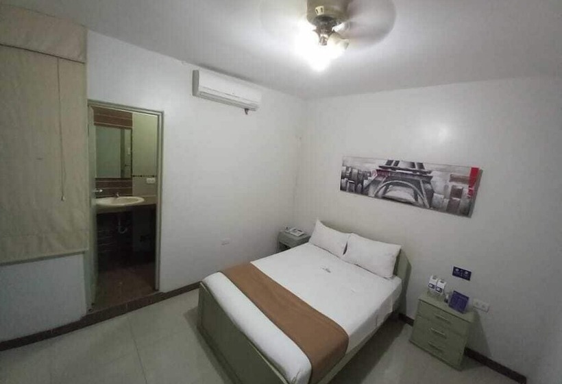 هتل Buongiorno Suites Sullana Ii