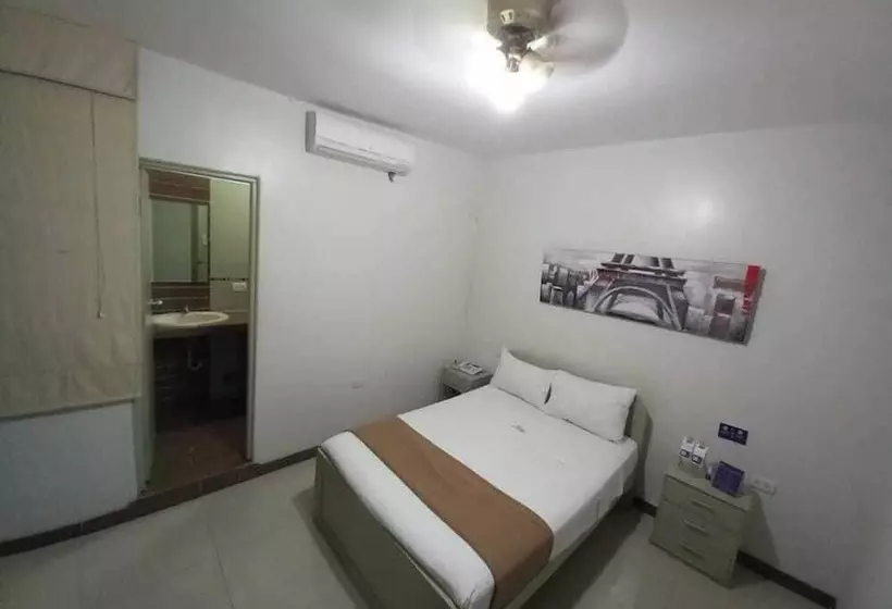 هتل Buongiorno Suites Sullana Ii