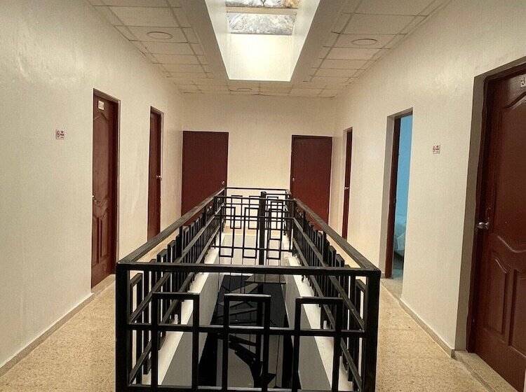 هتل Colonial Blanco