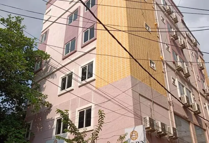 ホテル Iroomz Way Inn