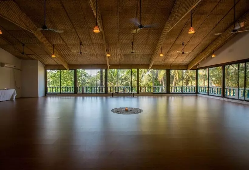ホテル Nalanda Retreat Goa By Mandrem Beach