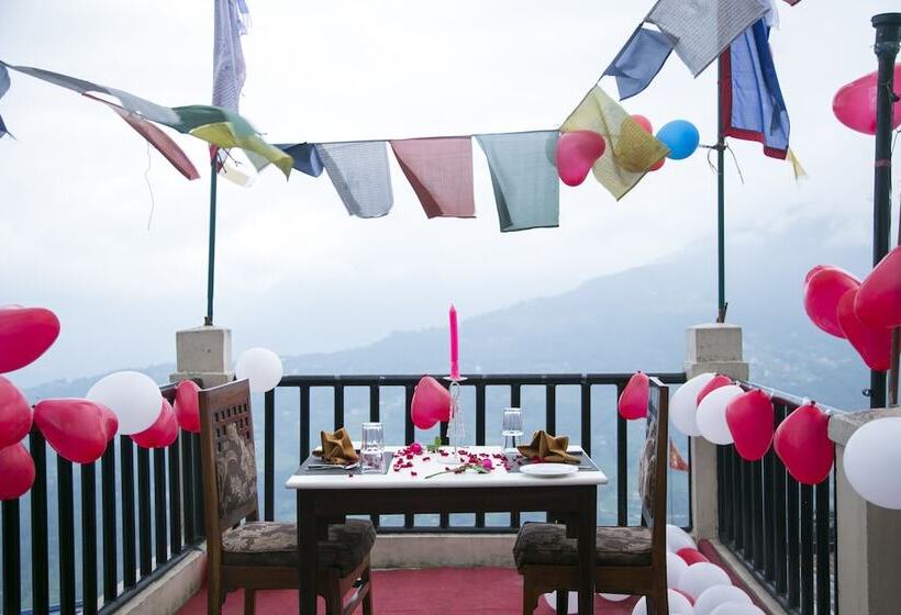 Отель New Orchid Lords Inn Gangtok