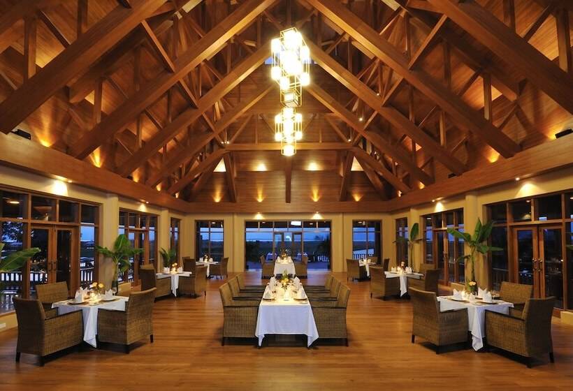 هتل One Myanmar Resort Inle