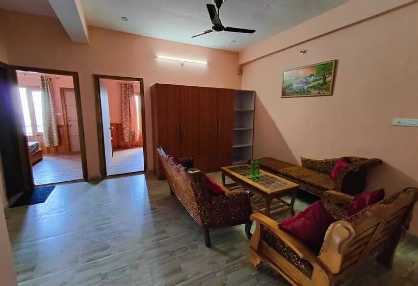 Hotelli Ramgarh Inn