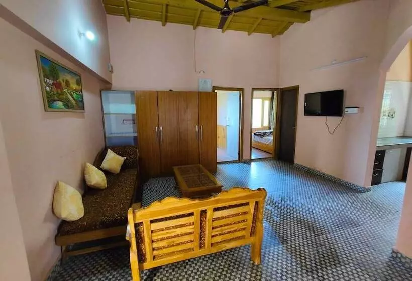 Hotelli Ramgarh Inn