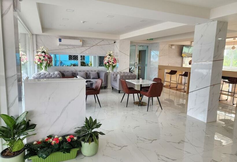 فندق Sananwan Hometel