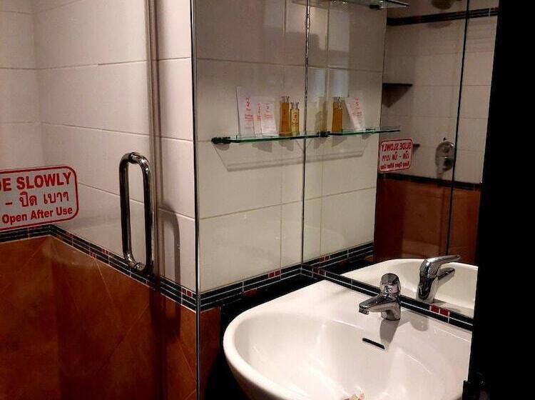 호텔 Soi 2 Inn Pattaya