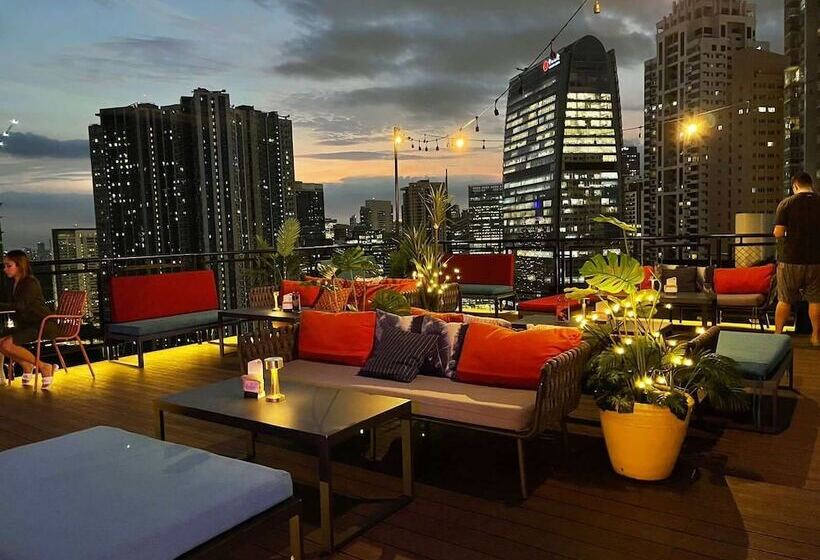 هتل The Residences