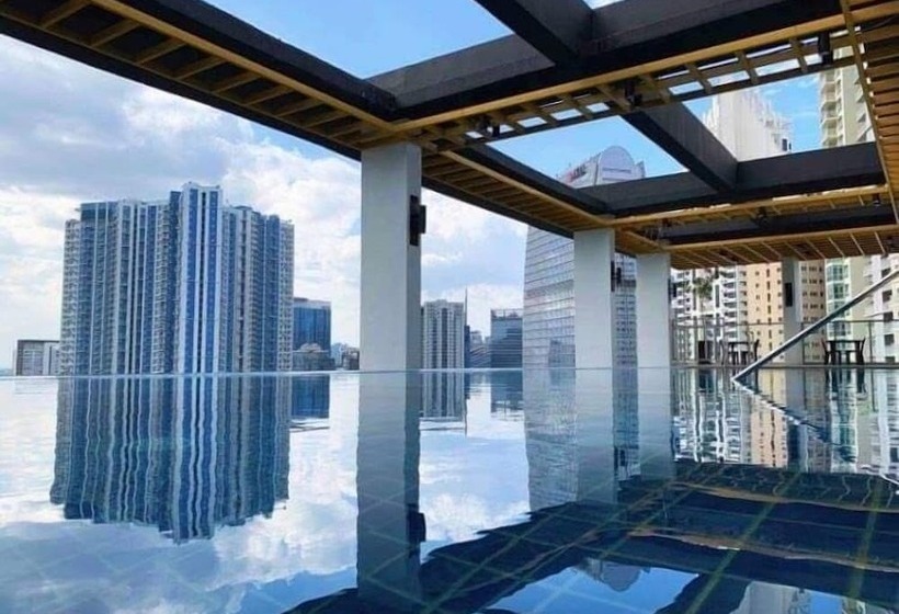 هتل The Residences