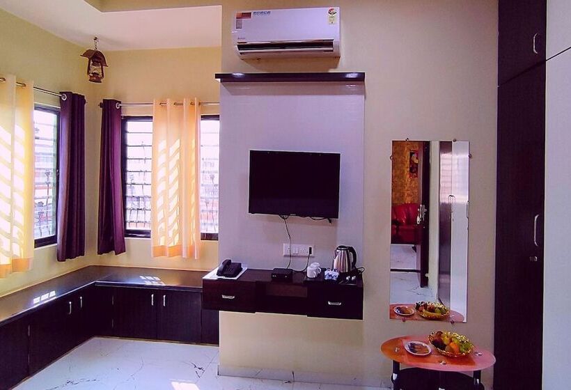 ホテル The Sky Imperial Nakoda Green Valley