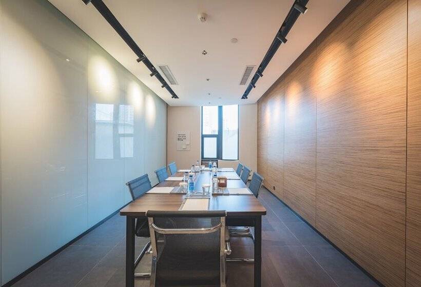 Hotel Urcove By Hyatt Nanjing Downtown