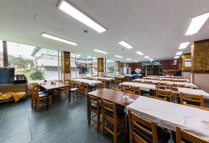 Motel Boeun Green Park