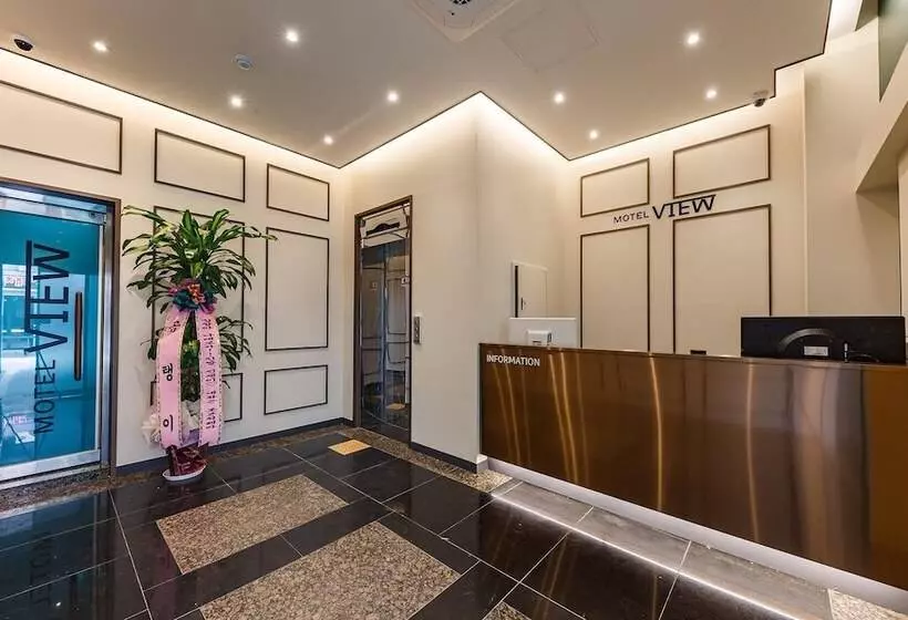مُتل Cheonan Sothebys