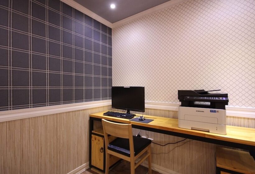 モーテル Gumi Indong Nine