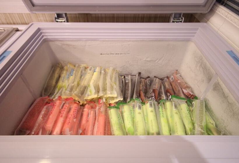 モーテル Gumi Indong Nine