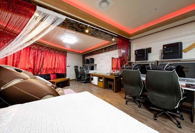 فندق على الطريق Gumi Okgye Cosmo