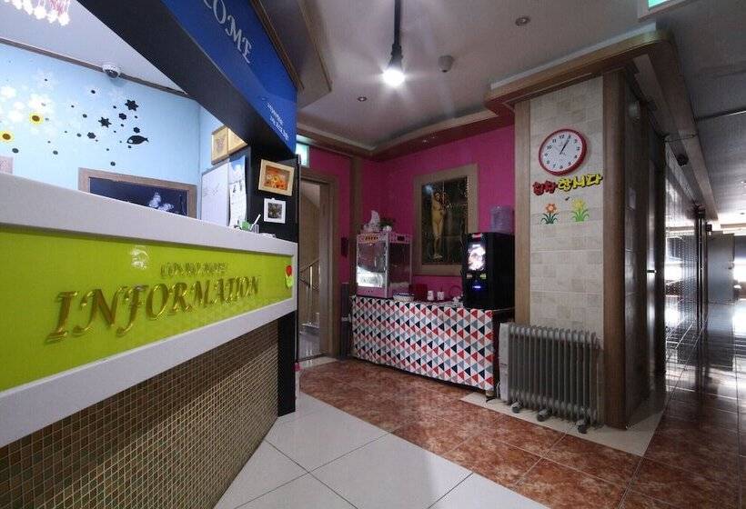 فندق على الطريق Gumi Okgye Cosmo