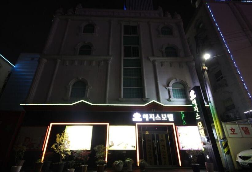 Motel Gwangju Cheomdan Hedges