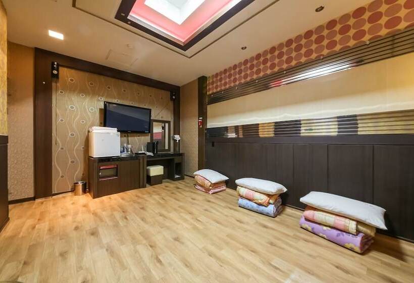 Motel Gwangju Cheomdan Hedges