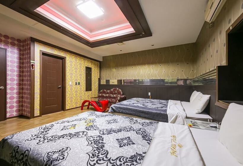 Motel Gwangju Cheomdan Hedges