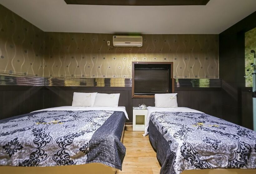 Motel Gwangju Cheomdan Hedges