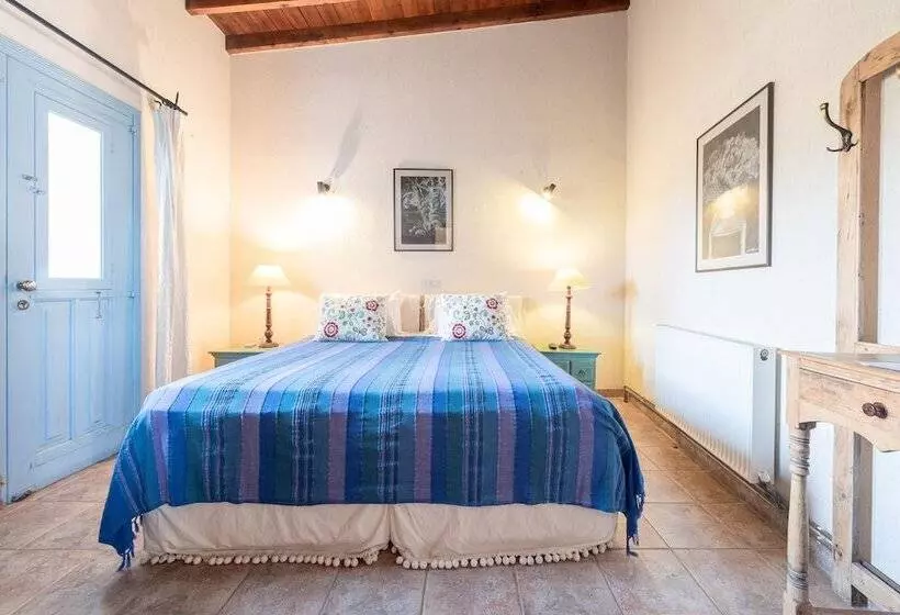 ペンション Adamos 1 Br Hotel Apartments