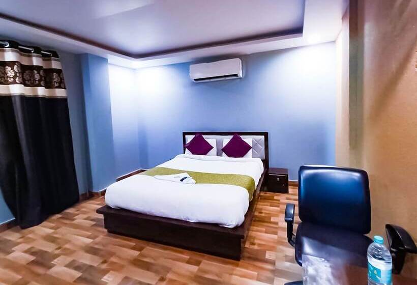 Roomshala 039 Hotel Rk