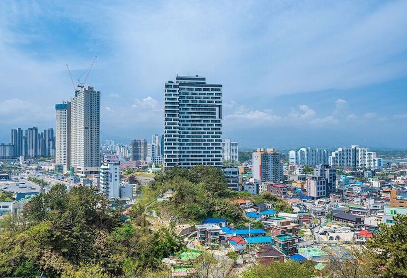 Sokcho I Park Suite Hotel And Residence