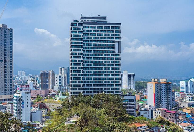 Sokcho I Park Suite Hotel And Residence