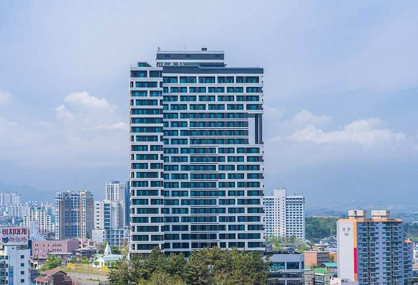 Sokcho I Park Suite Hotel And Residence