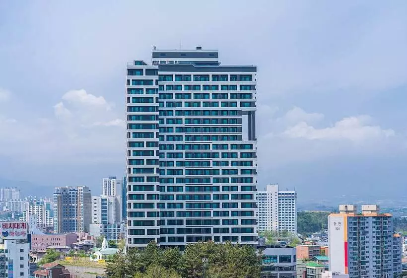 Sokcho I Park Suite Hotel And Residence