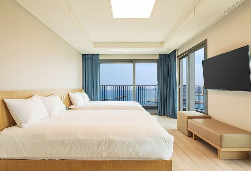 Sokcho I Park Suite Hotel And Residence