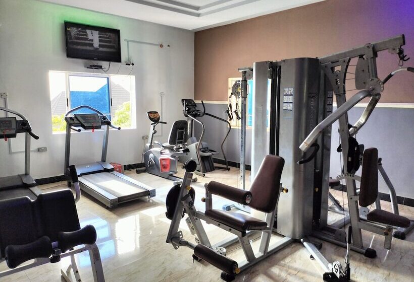 Steffan Hotel And Suites