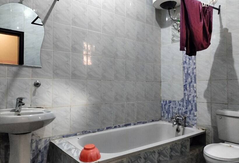 Steffan Hotel And Suites