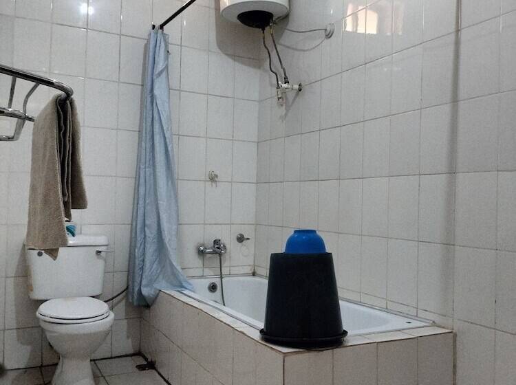 Steffan Hotel And Suites