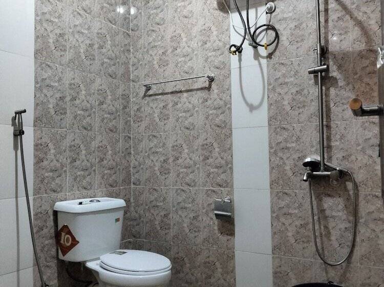 Steffan Hotel And Suites