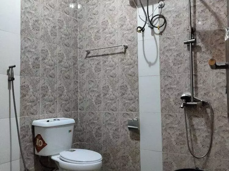 Steffan Hotel And Suites