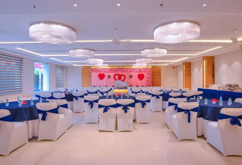 Wingston A Treehouse Hotel Barsana