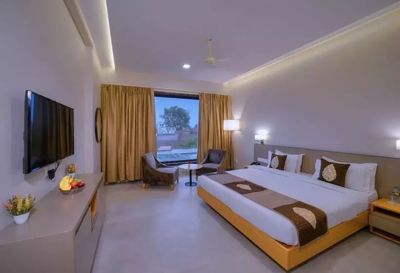 Wingston A Treehouse Hotel Barsana