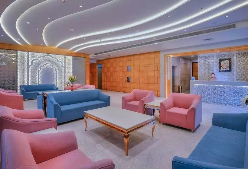 Wingston A Treehouse Hotel Barsana