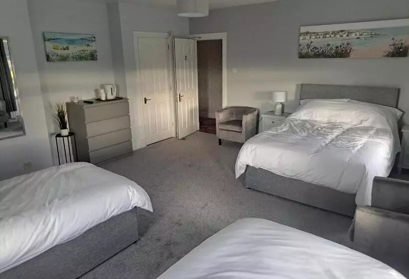 Aamiaismajoitus (B&B) New Lisnagalt Lodge