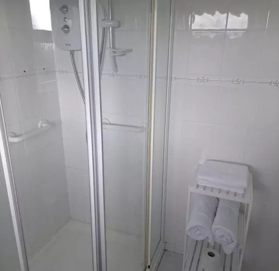 Aamiaismajoitus (B&B) New Lisnagalt Lodge