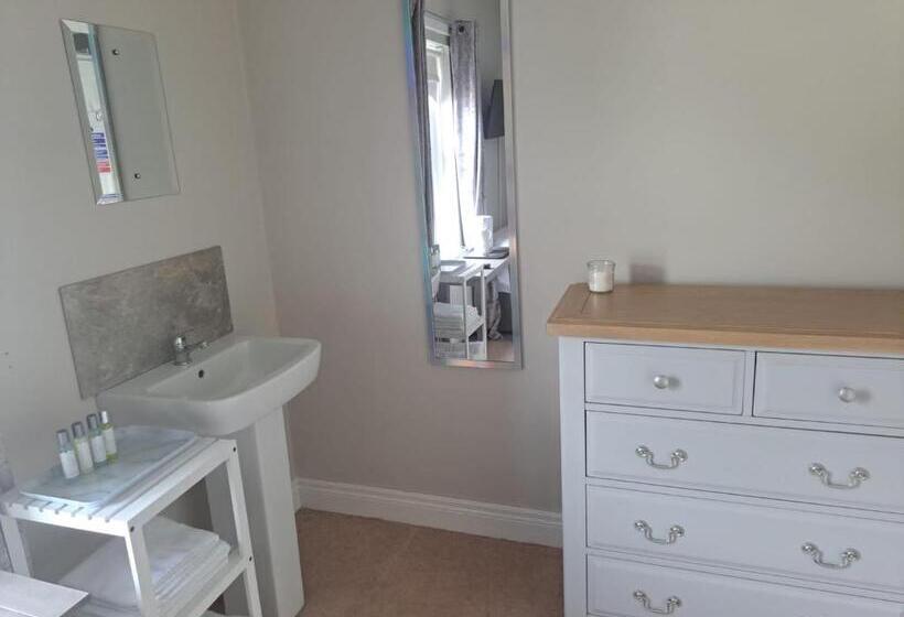 مبيت وإفطار New Lisnagalt Lodge