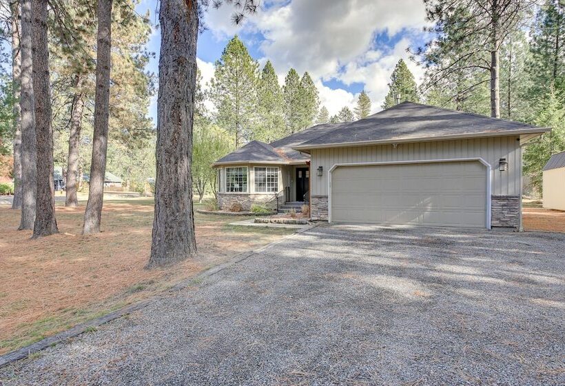 Charming Idaho Home W/ Hot Tub, Near Beaches!