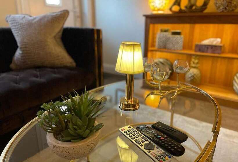 Cosy Cottage    2 Bed High End Cottage In Bawtry