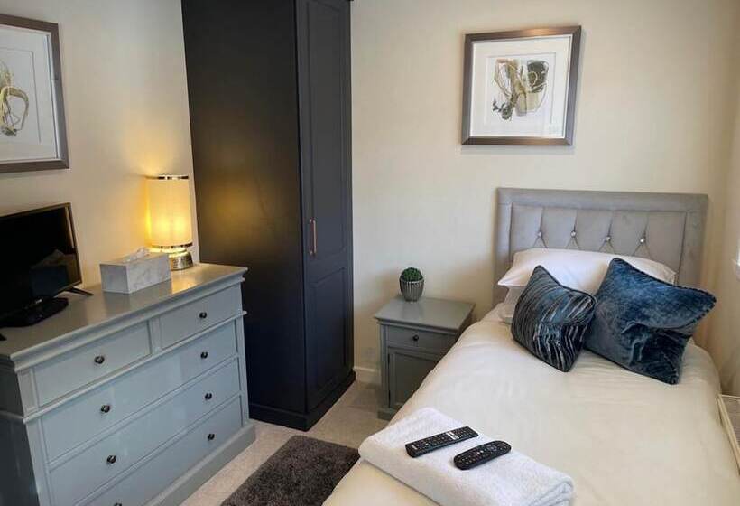 Cosy Cottage    2 Bed High End Cottage In Bawtry