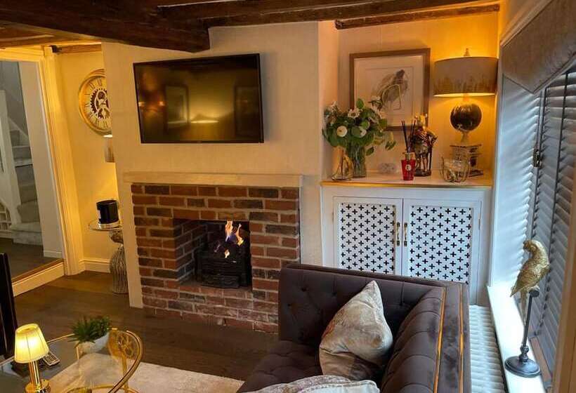 Cosy Cottage    2 Bed High End Cottage In Bawtry