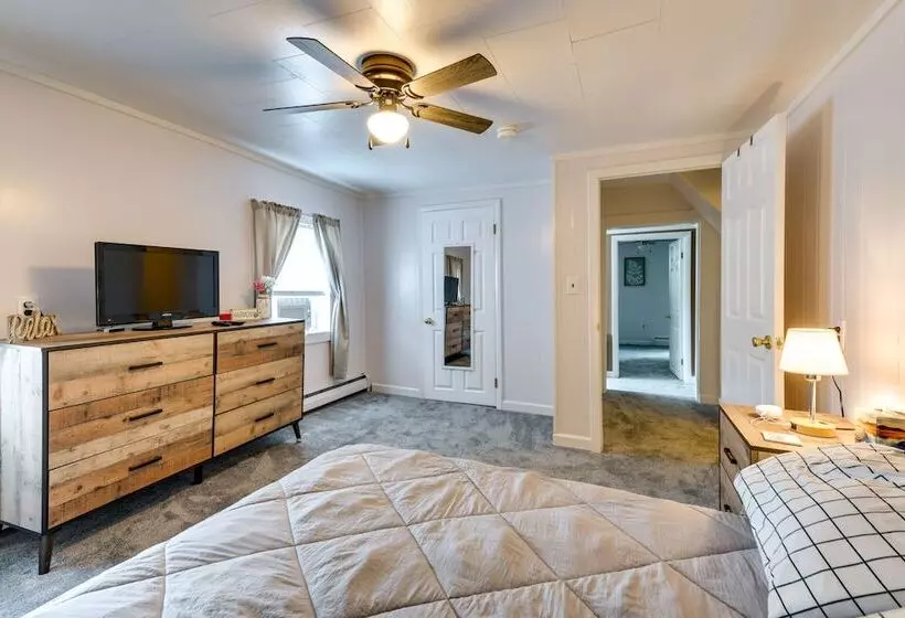 Cozy Vermont Escape   Patio, Lake & Mountain Views